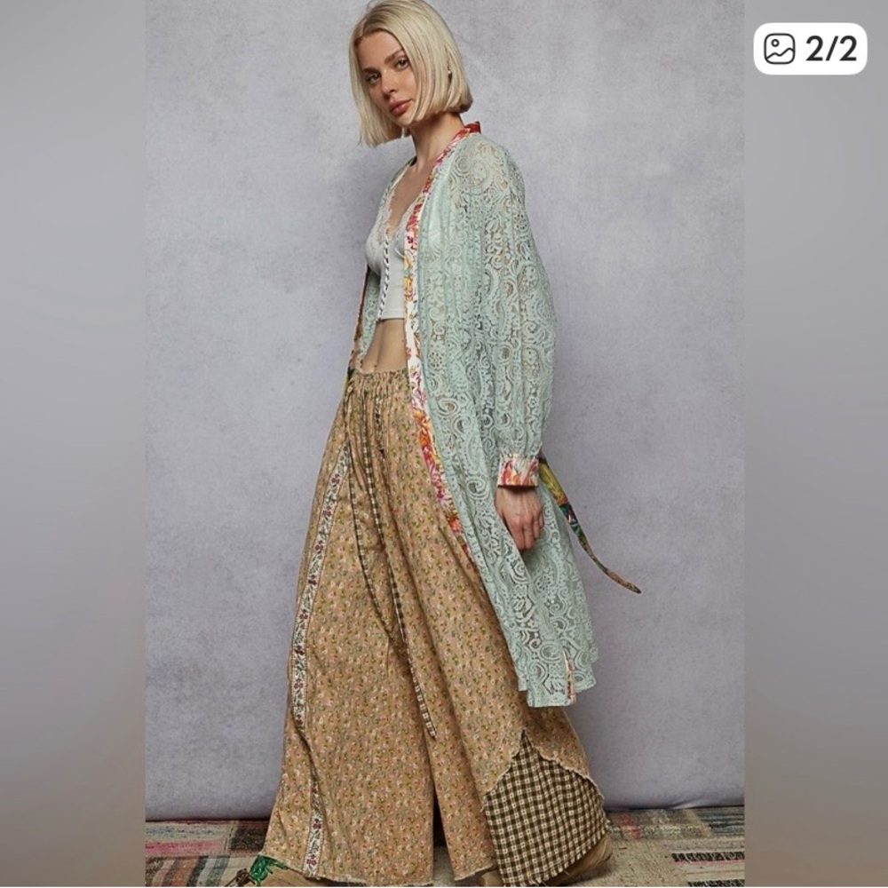 POL Bohemian Lace Duster with Floral Sash NEW - Picture 2 of 5
